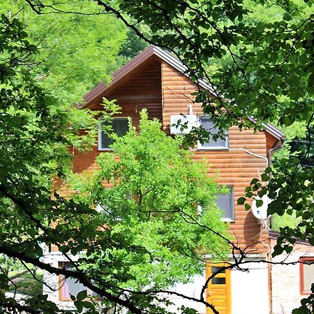 Domacinstvo Na Kraju Svijeta Guest House Sipovo Exterior photo